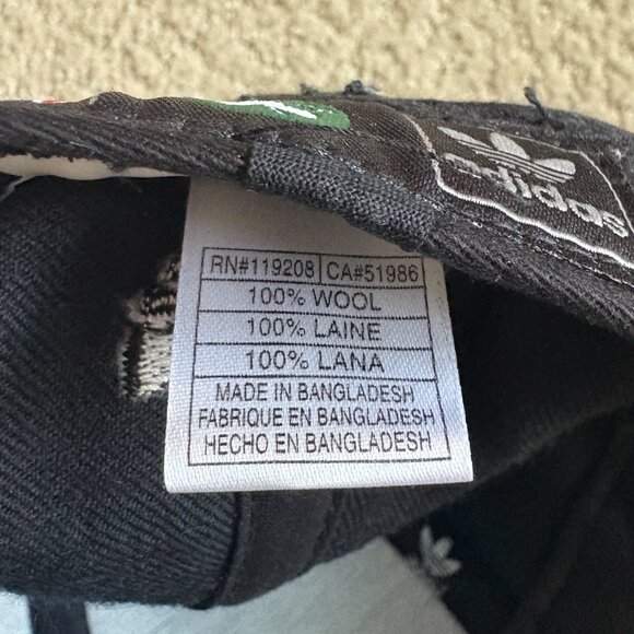 adidas Boston Celtics Black on Black Fitted Hat Cap NBA 7 3/8 - Picture 6 of 7